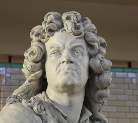 Statue Lully