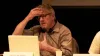 Photographe de Gilles Moëllic s'exprimant lors d'un colloque